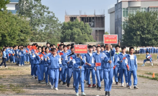 連州市職業(yè)技術(shù)學(xué)校、連州技工學(xué)校舉辦2019年廣播操比賽359.png